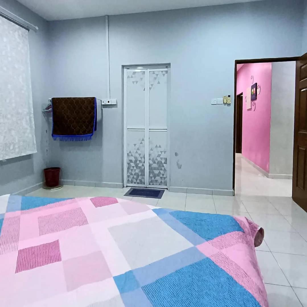 Ebnur Homestay 亚娄 外观 照片