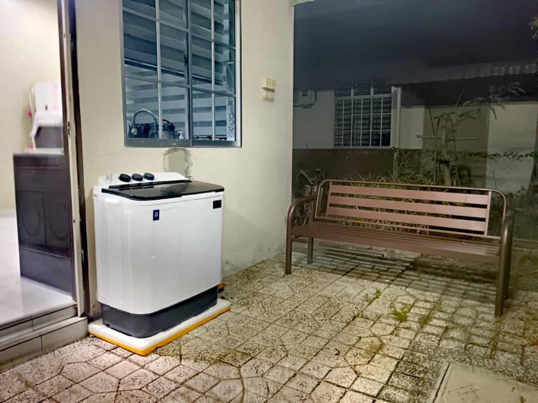 Ebnur Homestay 亚娄 外观 照片